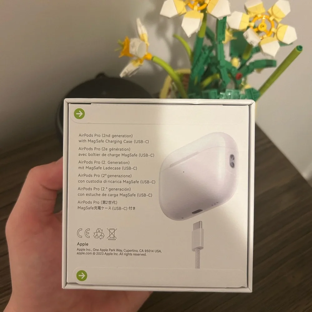 Apple AirPods Pro with Charging Case - White
